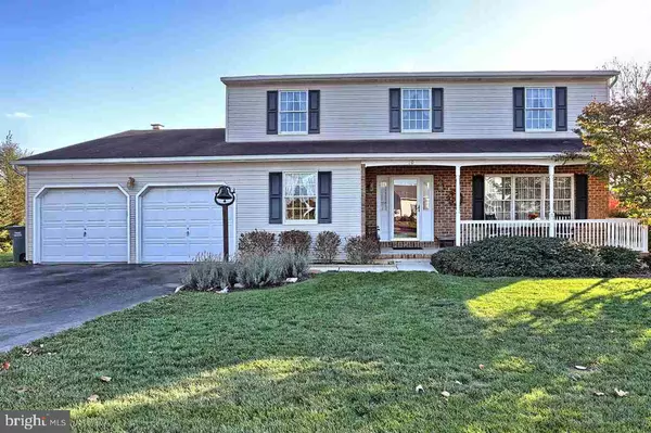 10 SNA LN, Mechanicsburg, PA 17055