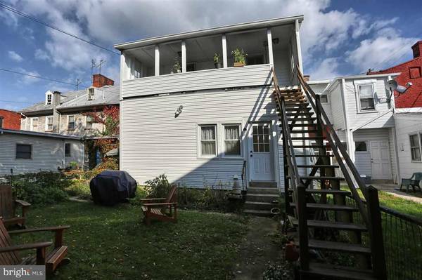 Carlisle, PA 17013,76 E POMFRET ST