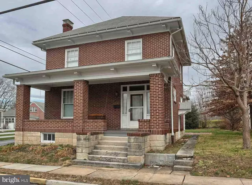 203 E EMAUS ST, Middletown, PA 17057