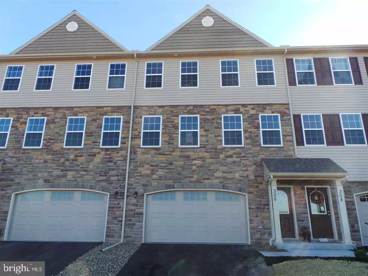 New Cumberland, PA 17070,306 STONERIDGE CT