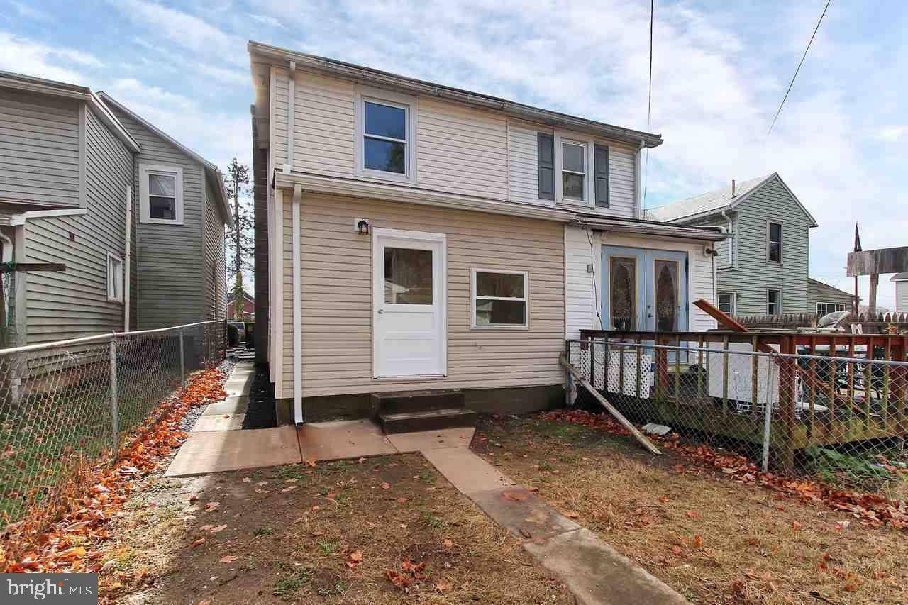 Hummelstown, PA 17036,306 W 2ND ST
