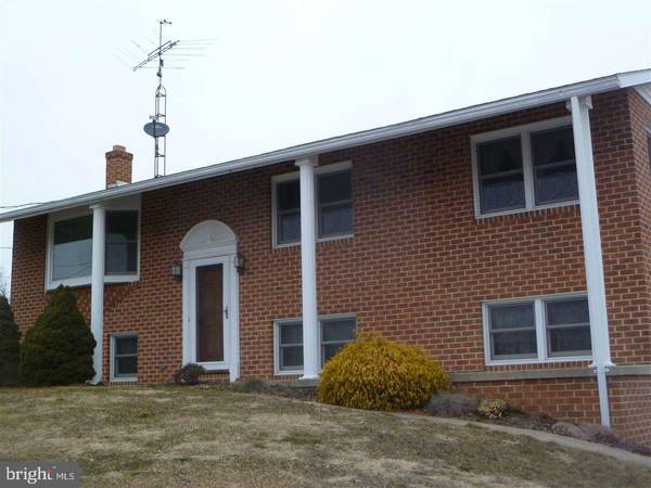 141 TURNPIKE RD, Newburg, PA 17240