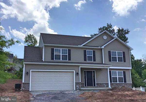 15 WINTERBERRY LN, Etters, PA 17319