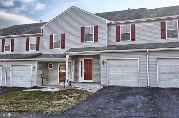 1019 WOODED POND DR, Harrisburg, PA 17111