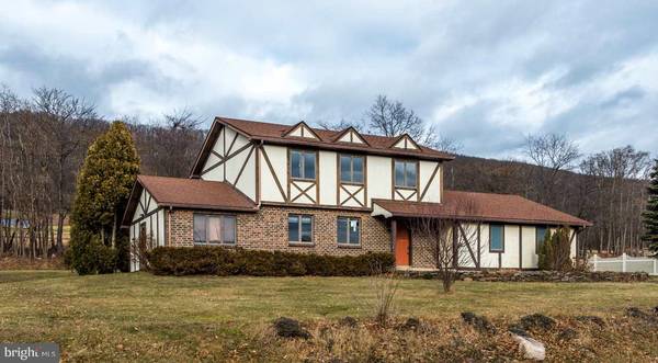 155 LONG RD, Lykens, PA 17048