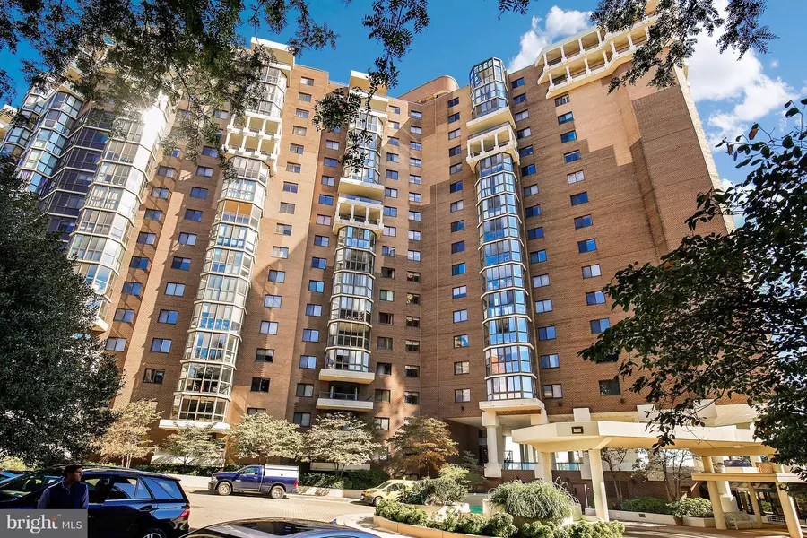 1600 N OAK ST #224, Arlington, VA 22209