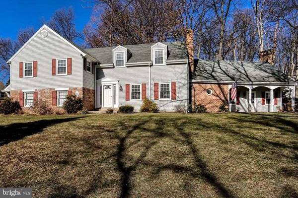 5036 WOODBOX LN, Mechanicsburg, PA 17055