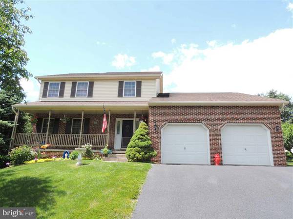 104 FAIRWAY DR, Dillsburg, PA 17019