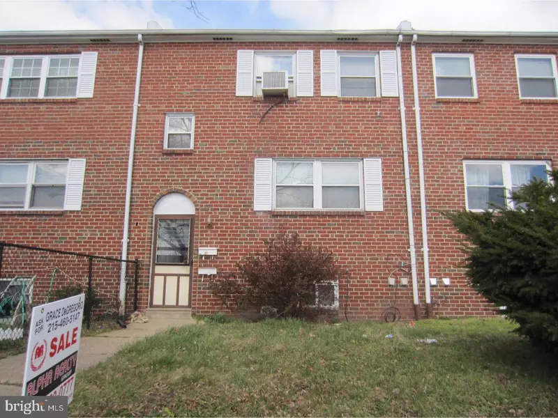 7041 LINDBERGH BLVD, Philadelphia, PA 19153