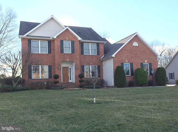 7 STONE RUN DR, Mechanicsburg, PA 17050