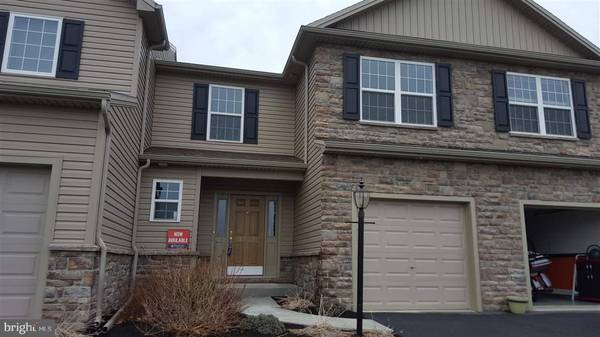 1752 HARALSON DR, Mechanicsburg, PA 17055