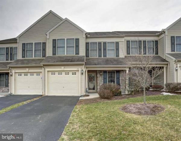 755 CREEKSIDE DR, Hummelstown, PA 17036