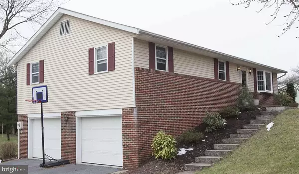 Hummelstown, PA 17036,19 PARKSIDE DR