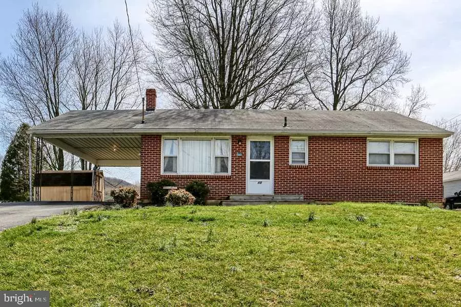 102 SUNSET VIEW DR, New Cumberland, PA 17070