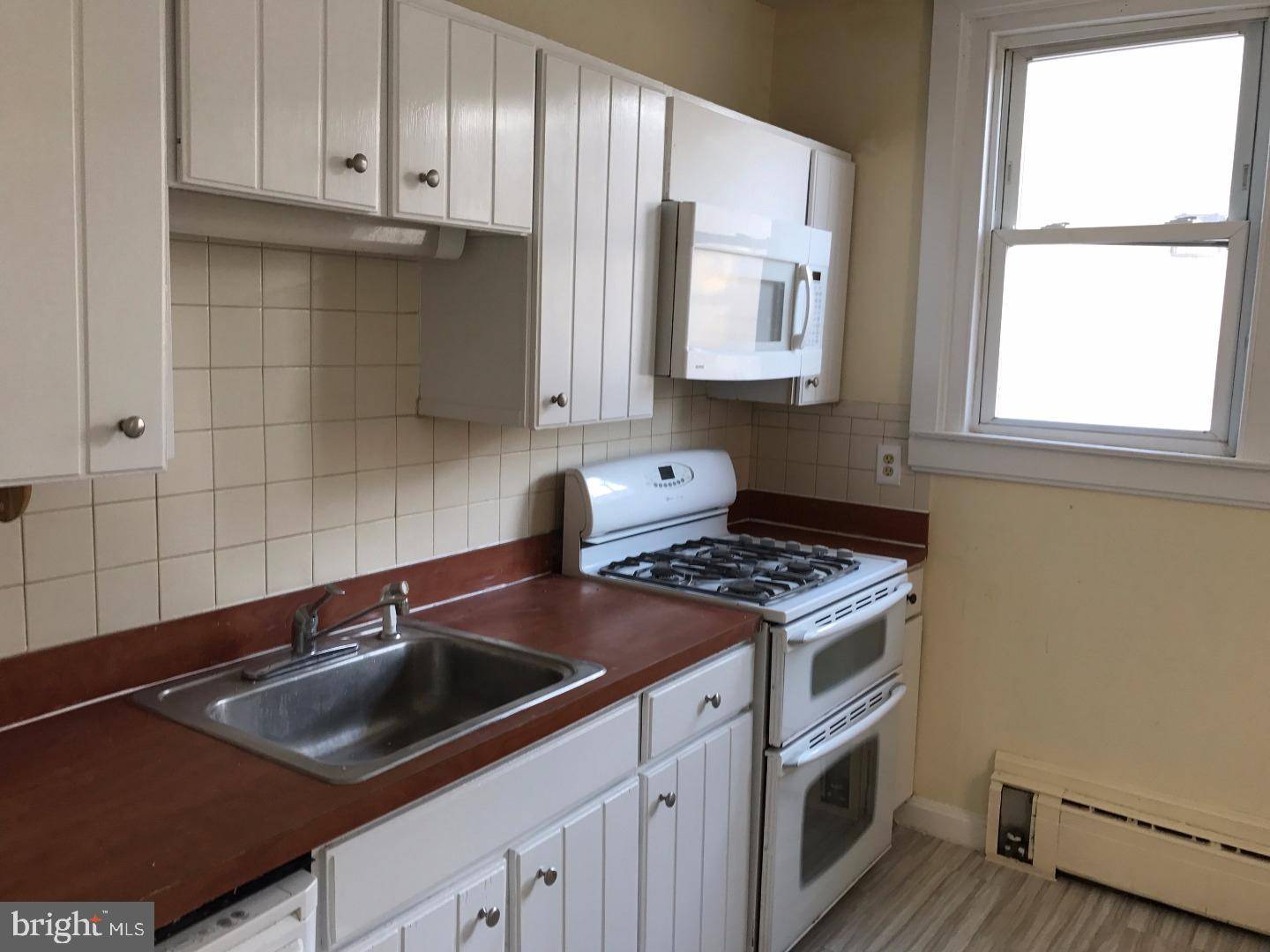 Philadelphia, PA 19136,4060 TEESDALE ST