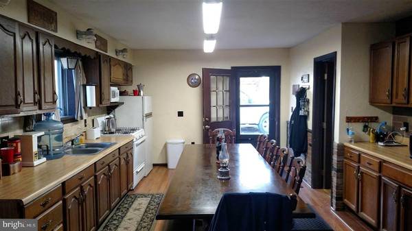 Moshannon, PA 16859,112 BUCK LN