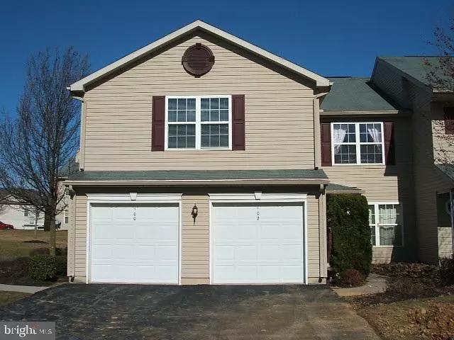 102 CARDINAL LN, Hummelstown, PA 17036