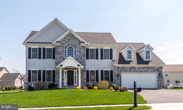 17 GLENEAGLES DR, Mechanicsburg, PA 17050