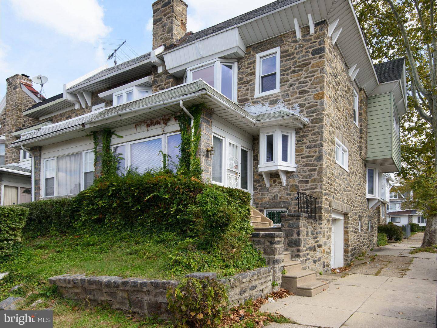 901 MARLYN RD, Philadelphia, PA 19151