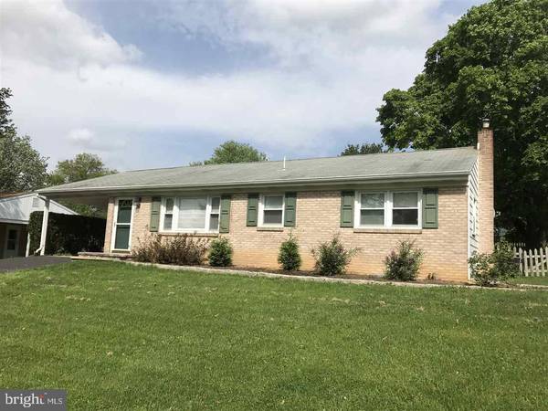 411 ALLEGHENY DR, Mechanicsburg, PA 17055