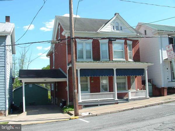 515 WALNUT ST, Newport, PA 17074