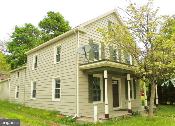 228 W MAIN ST, New Bloomfield, PA 17068