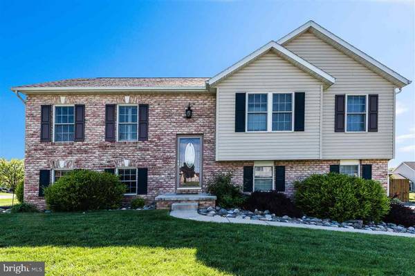 313 LIBERTY DR, Shippensburg, PA 17257