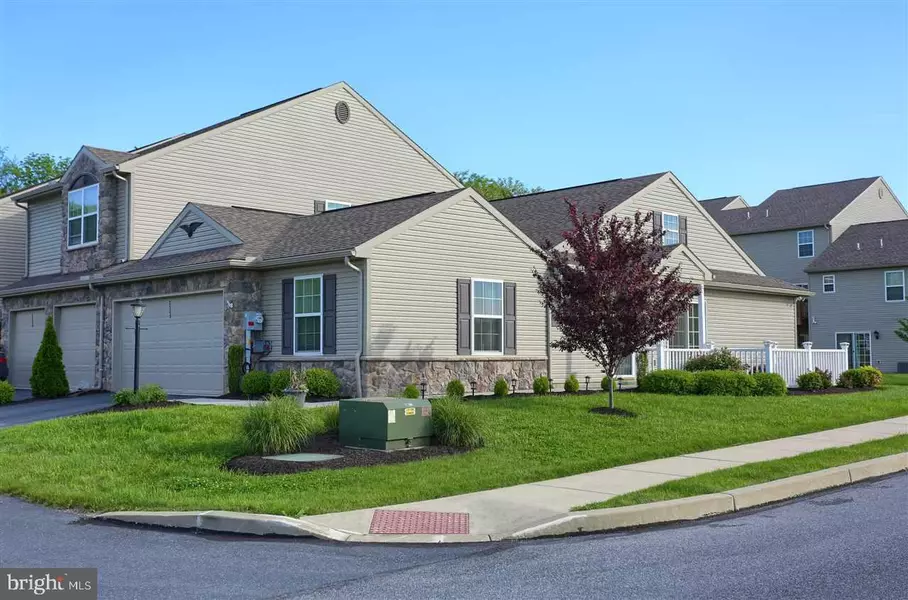 2388 MILL RD, Mechanicsburg, PA 17055