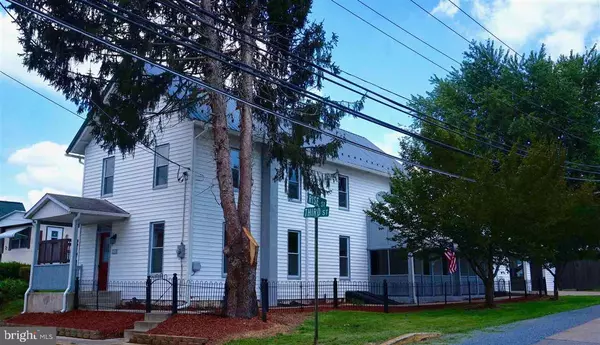 41 S 3RD ST, Halifax, PA 17032