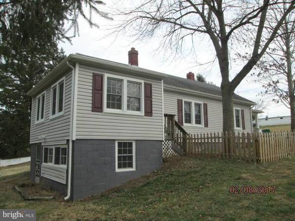 Timberville, VA 22853,324 CHERRY ST