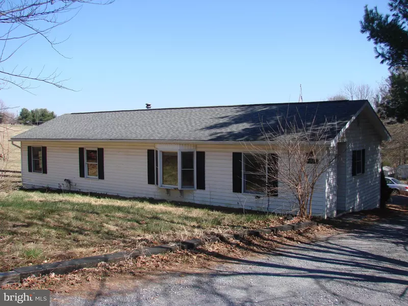 2232 THOMAS LN, Broadway, VA 22815