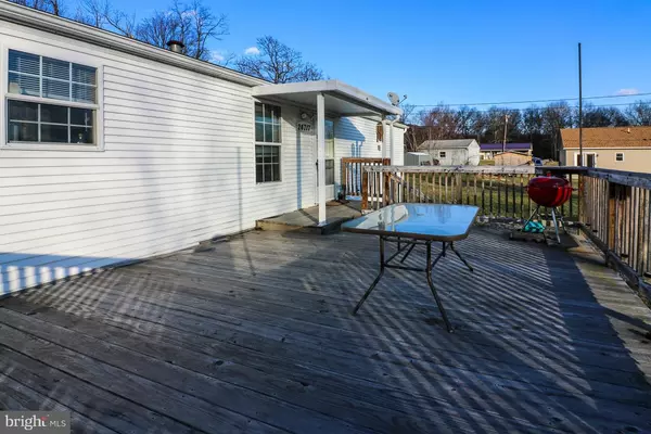 Mccoole, MD 21562,24717 RED MAPLE RD SW
