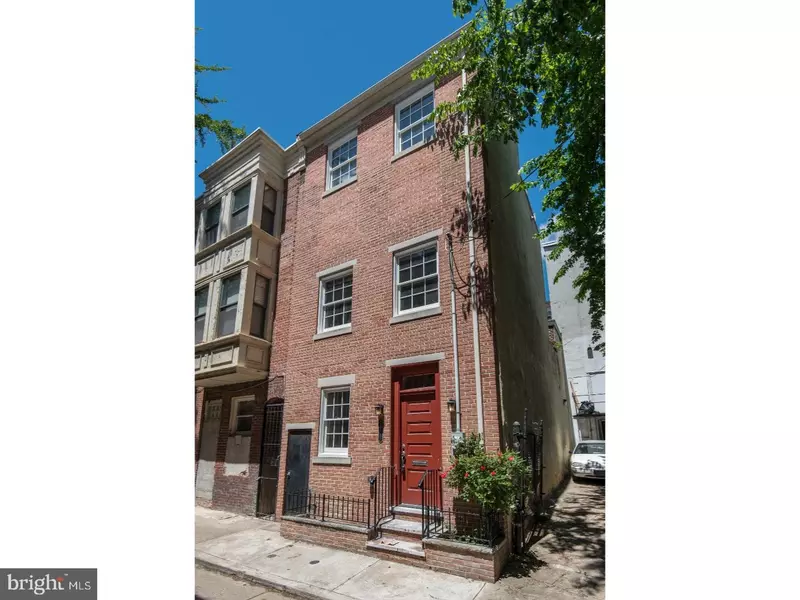 1231 WAVERLY WALK, Philadelphia, PA 19147