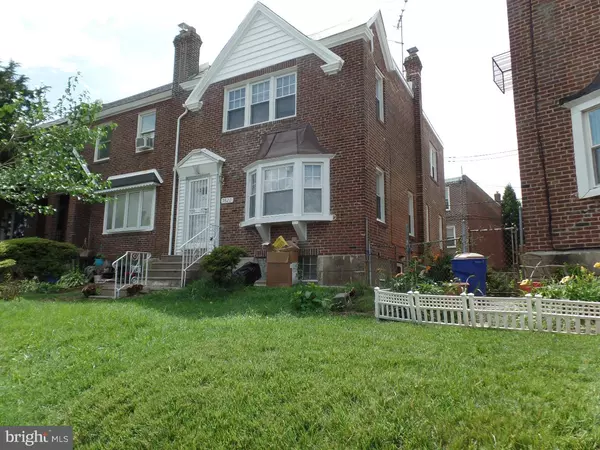 7522 BEVERLY RD, Philadelphia, PA 19138