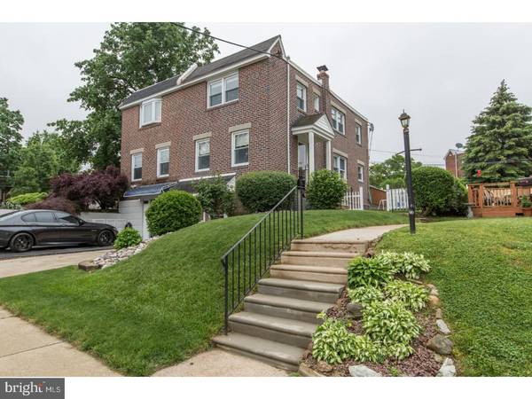 6462 LAWNTON ST, Philadelphia, PA 19128