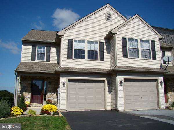 34 GRANITE, East Earl, PA 17519