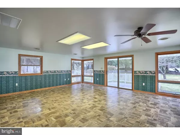 Reading, PA 19605,3415 EISENBROWN RD