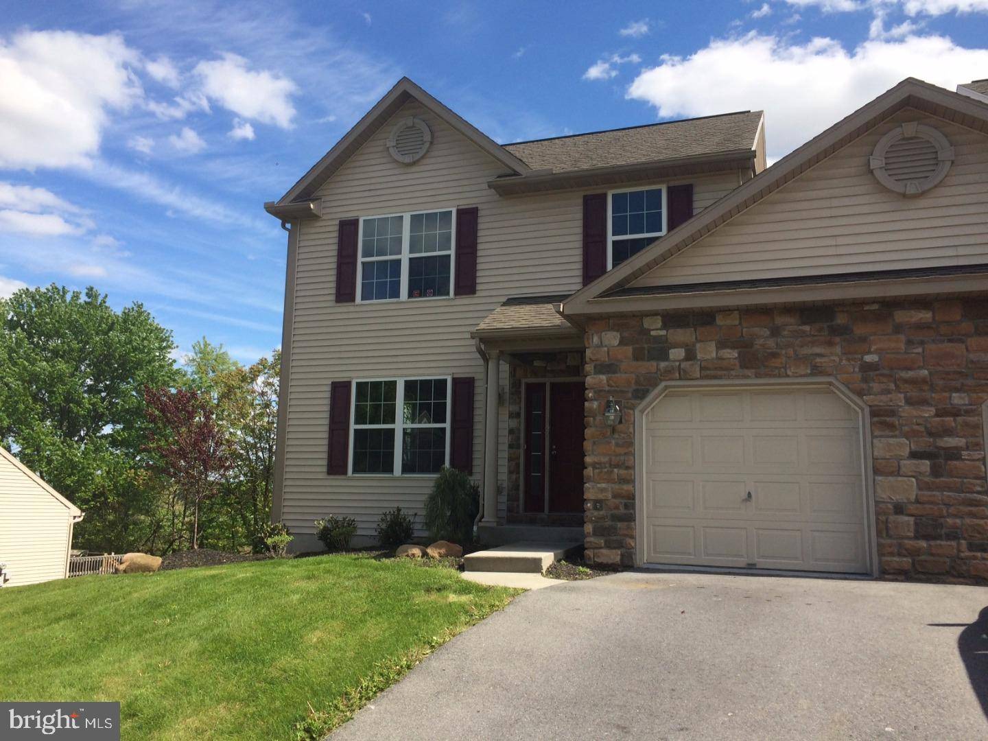 732 SEEM DR, Kutztown, PA 19530