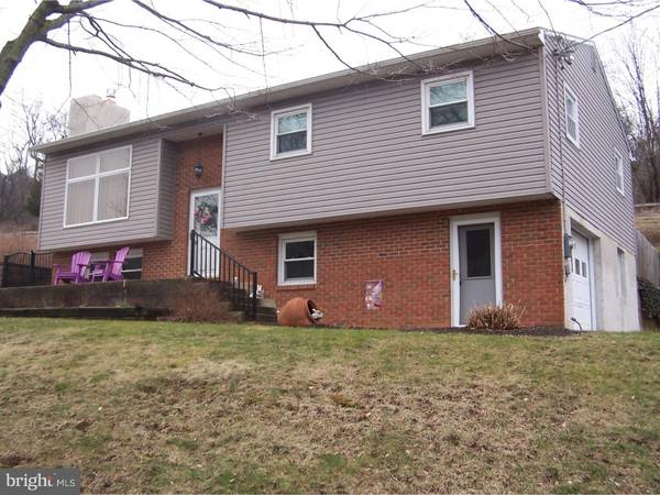 559 HILL CHURCH RD, Boyertown, PA 19512