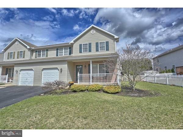 211 EVERGREEN LN, Fleetwood, PA 19522