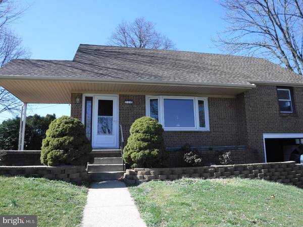 210 GRANDE VALLEY RD, Reading, PA 19606