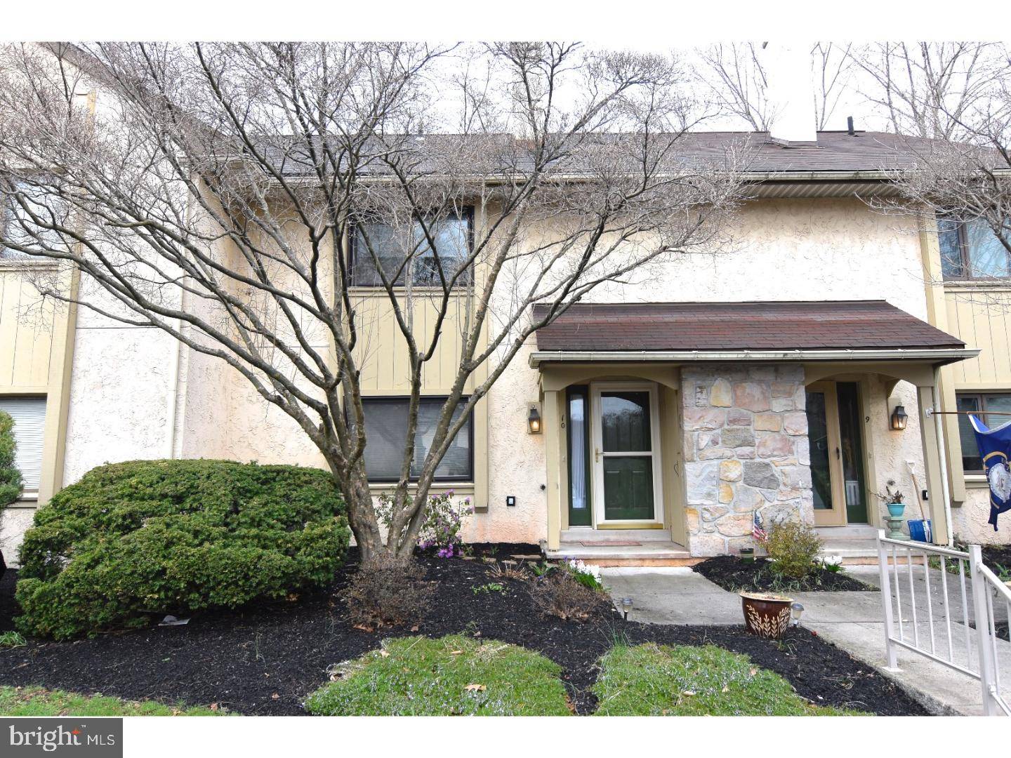 10 MUIRFIELD DR, Reading, PA 19607