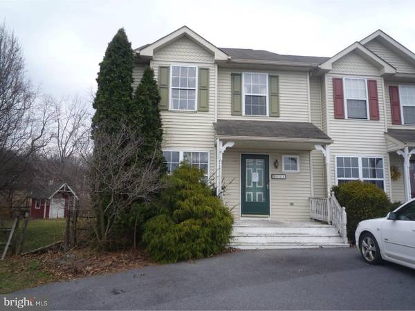 644 WALNUT TREE DR, Blandon, PA 19510