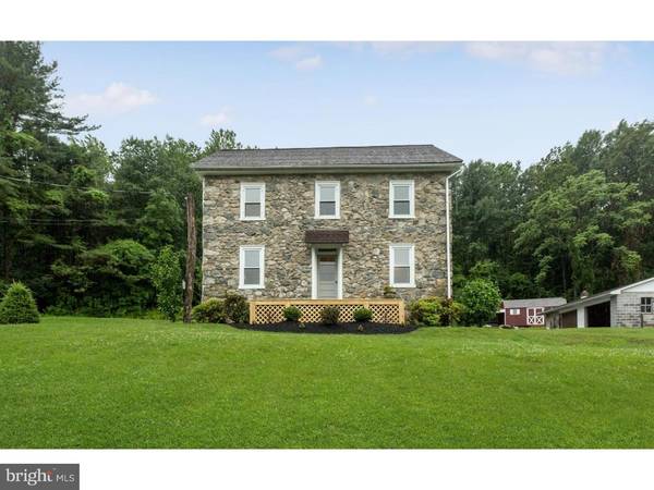 74 CHAPEL RD, Boyertown, PA 19512