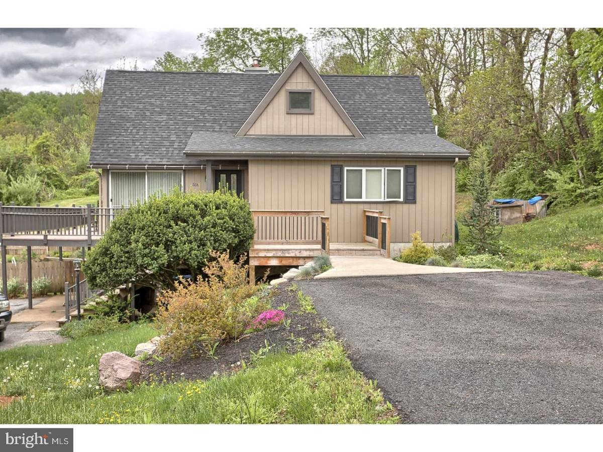 Mohnton, PA 19540,516 SELL RD