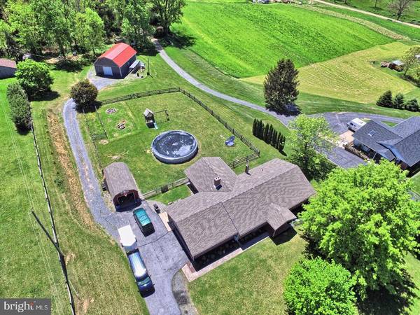 81 DRY HOLLOW RD, Bernville, PA 19506