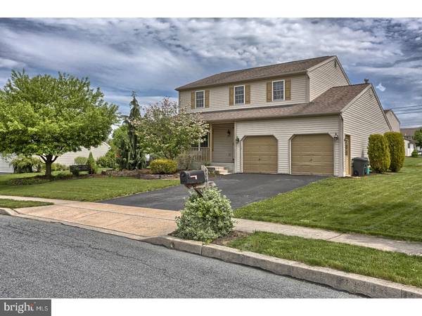 Sinking Spring, PA 19608,404 APACHE DR