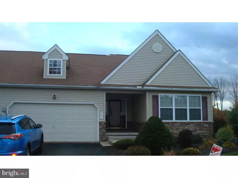 261 REFUGE CIR, Drums, PA 18222