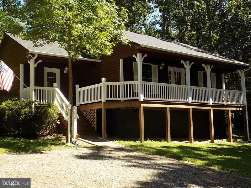 704 LAKE CAROLINE DR, Ruther Glen, VA 22546