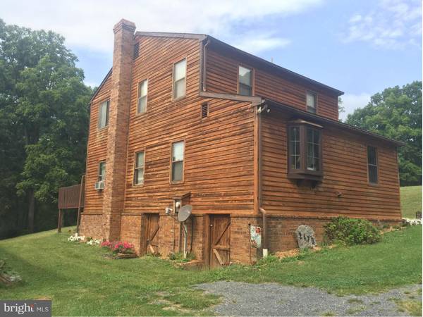 2473 GREAT COVE RD, Warfordsburg, PA 17267